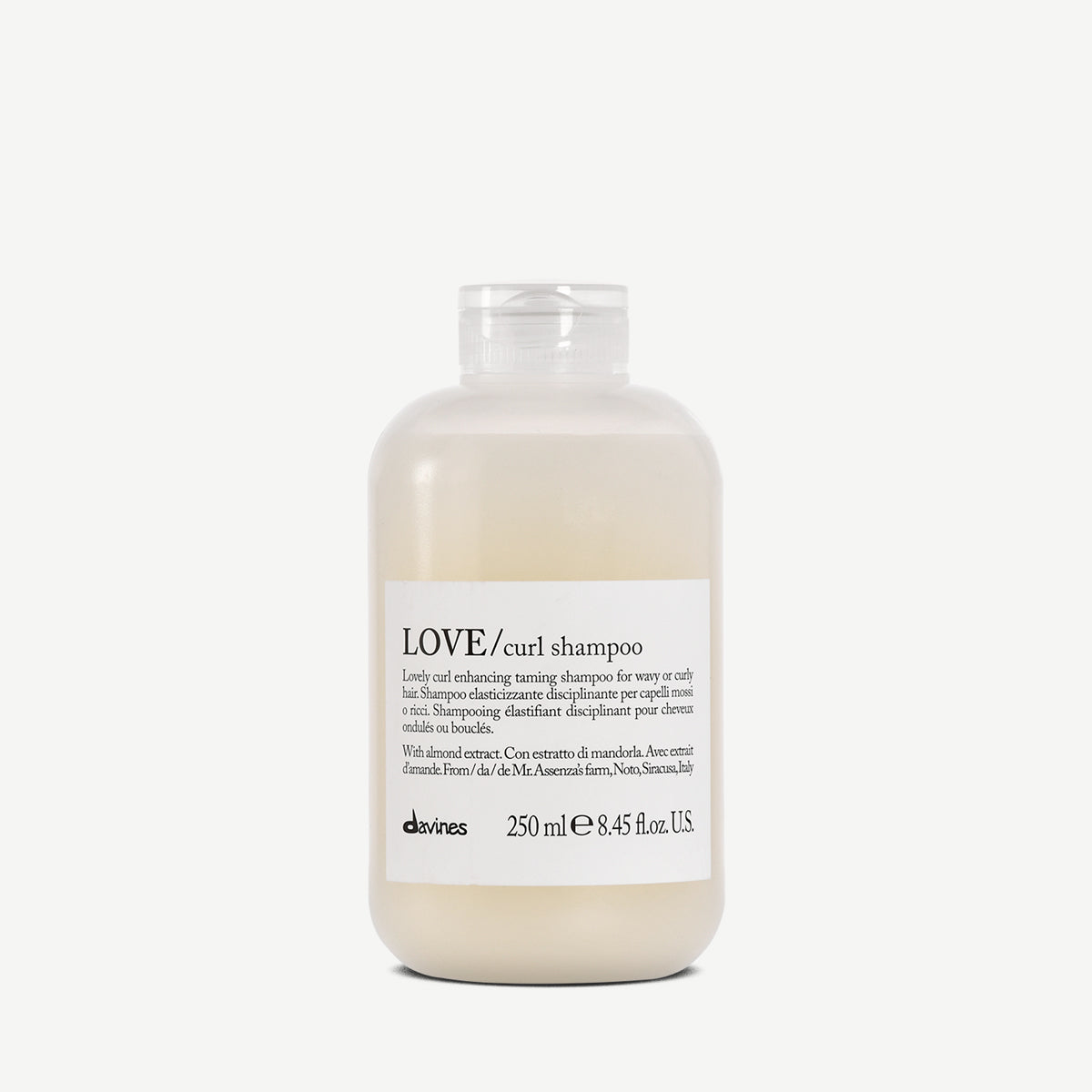 LOVE CURL Shampoo <p>Šampon pro vlnité a kudrnaté vlasy.</p>
250 ml Davines