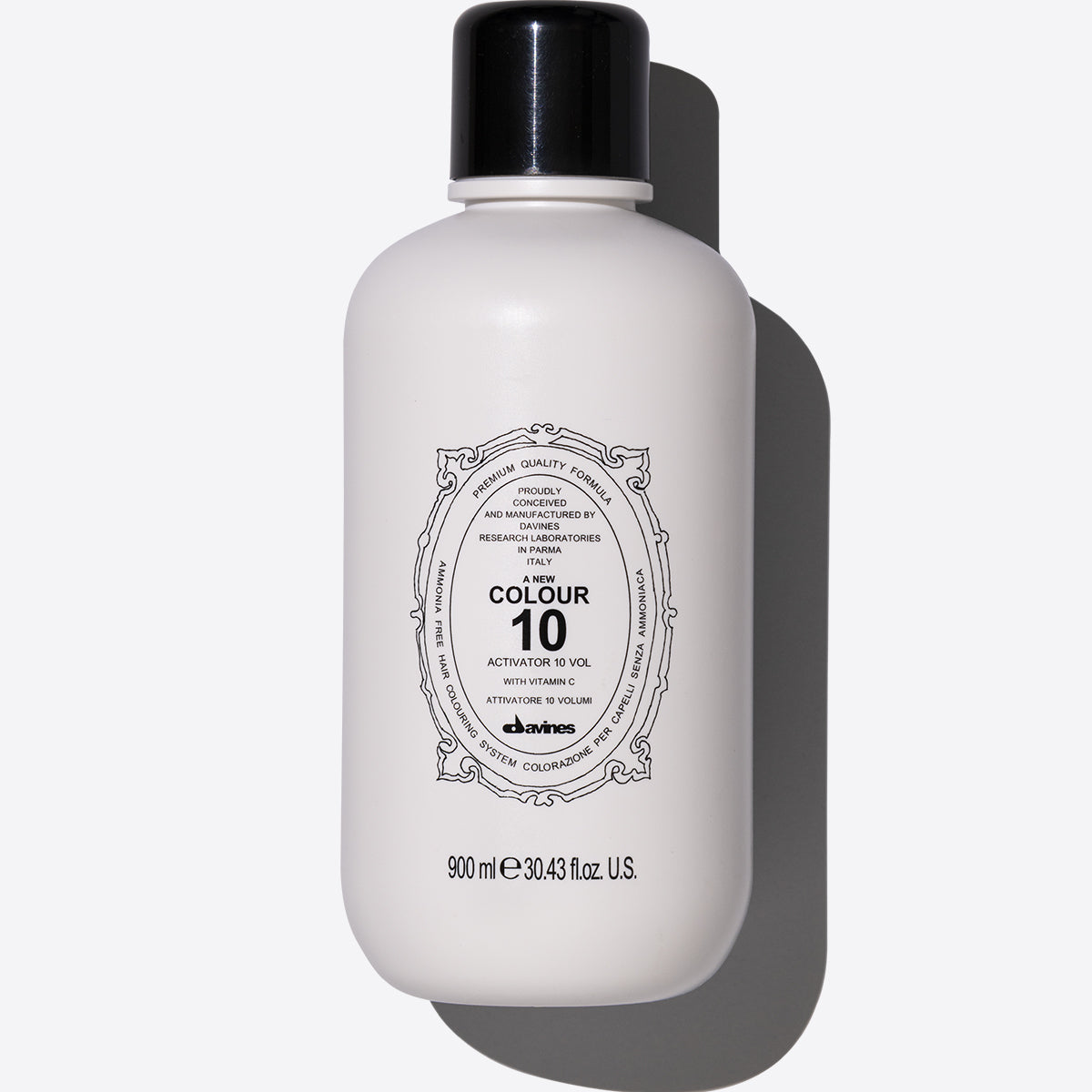 Activator 10 vol <p>Krémová emulze peroxid vodíku 3%</p>
<p> 900 ml Davines