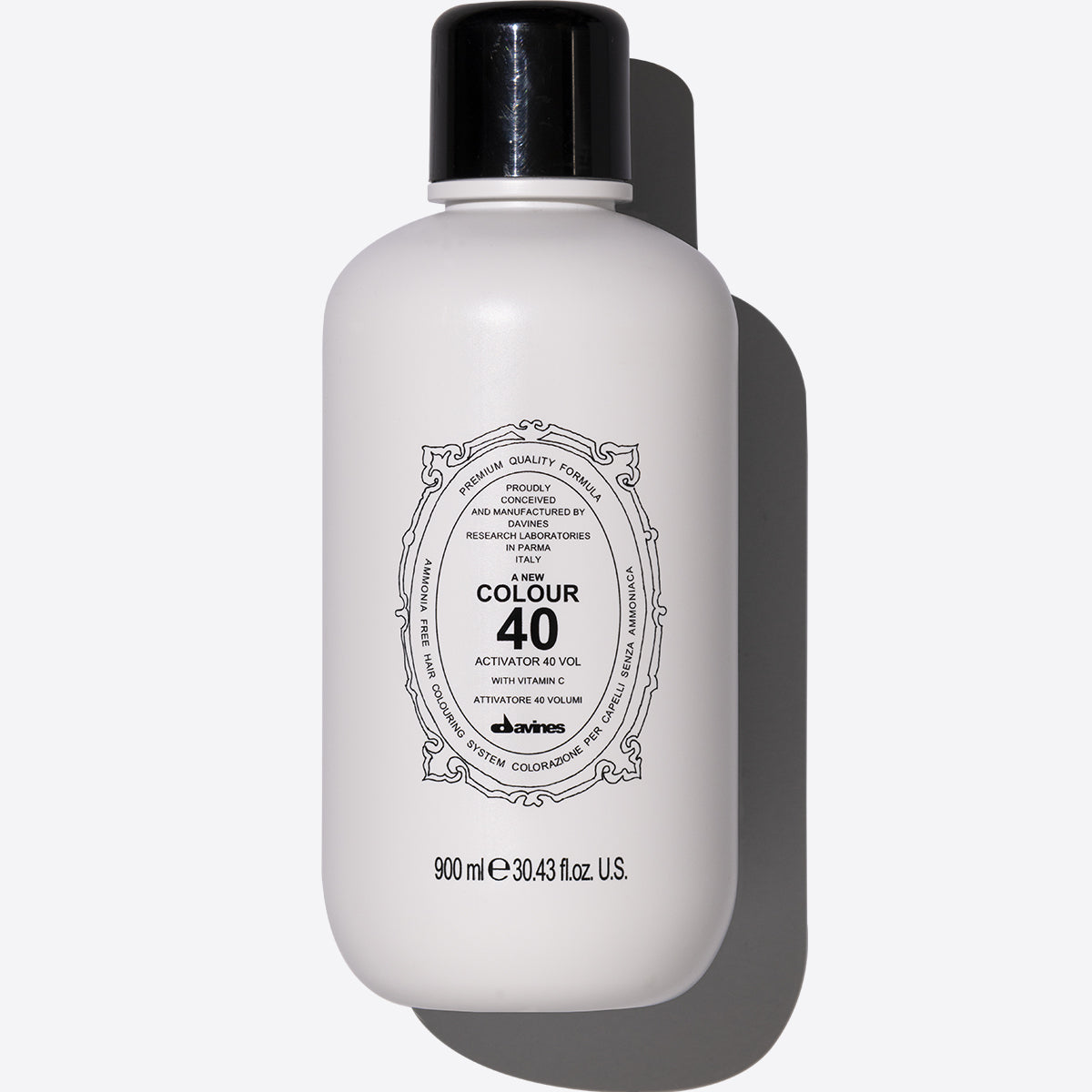 Activator 40 vol <p>Krémová emulze peroxid vodíku 12%</p>
<p> 900 ml Davines