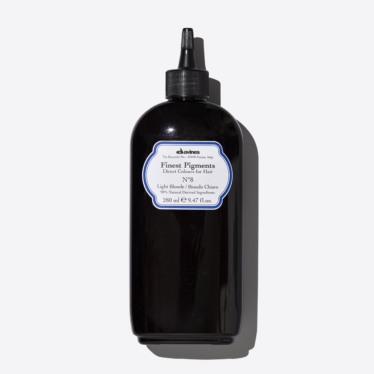 N°8 Light Blonde / Odstín světlá blond <p>Přímá barva na vlasy v gelové podobě.</p>
<p> 280 ml Davines