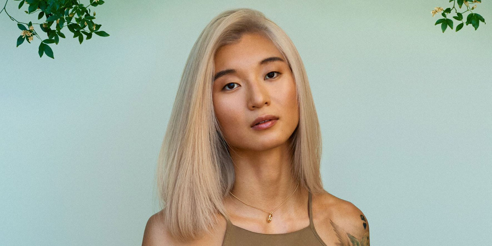 Z tmavě hnědé na platinovou blond: tipy od odborníků